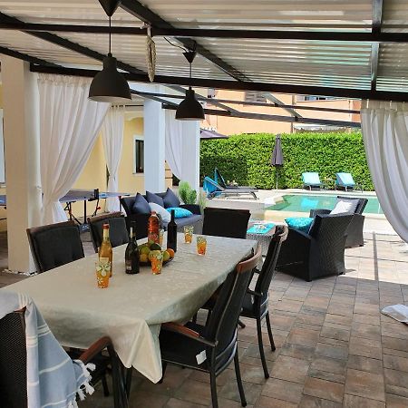 Apartmens Alenka Ровінь Екстер'єр фото
