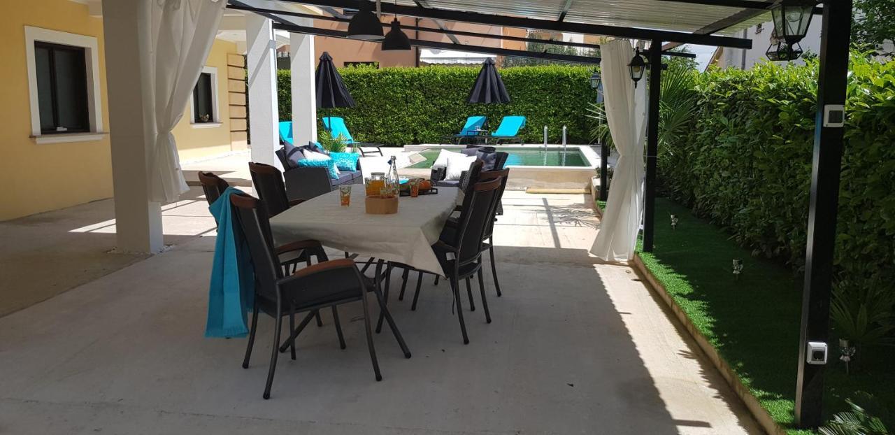 Apartmens Alenka Ровінь Екстер'єр фото